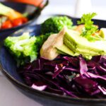 Buddha bowl met zoete aardappel en romige dressing van Vitaal van Start-2 2
